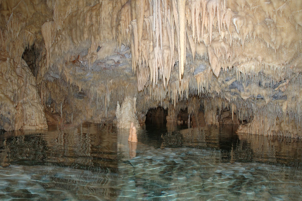 Σπήλαια Διρού Μάνη